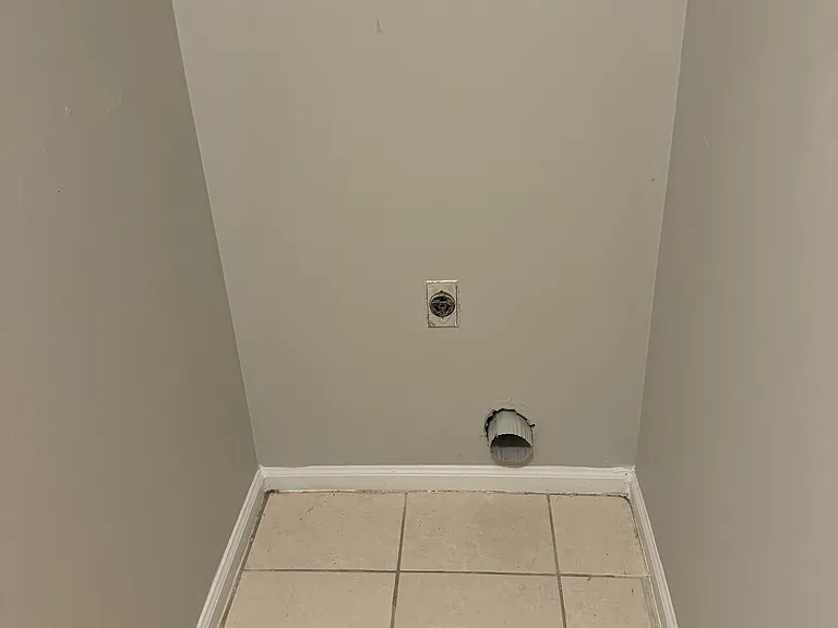 2352 Cedar Valley Ct — Photo 15
