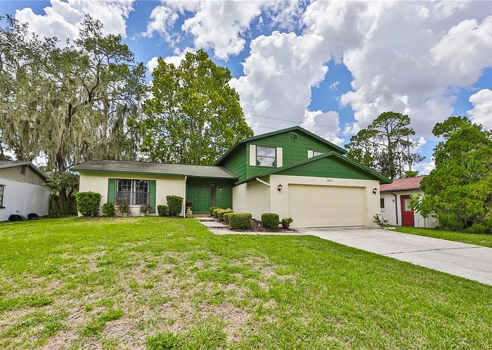 1st image of 3911 Briarlake Dr