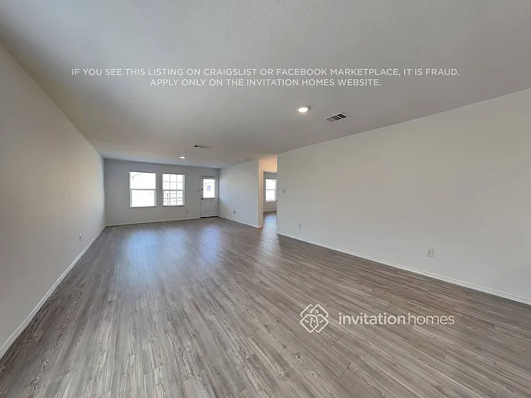 10515 McClintock Dr — Photo 4
