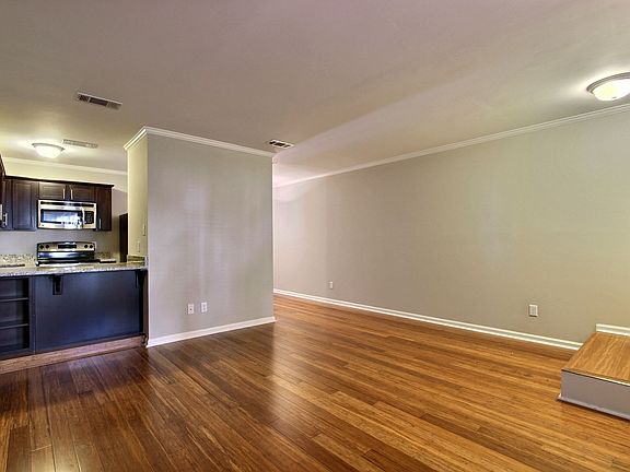 2nd image of 408-419 E Gaston St #415B