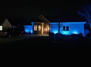 8448 Doubletree Dr N, Winfield, IN 46307