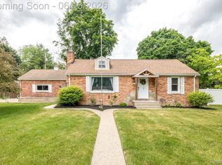 2435 Sharon Ln, Port Huron, MI 48060