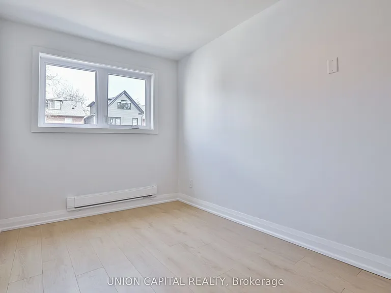 612 Gerrard St E #1 — Photo 13