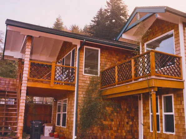 5158 Leif Erikson Dr, Astoria, OR 97103