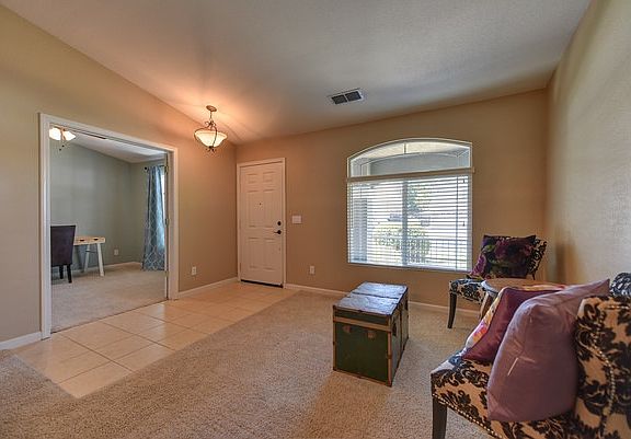 4th image of 1749 Tanager Way