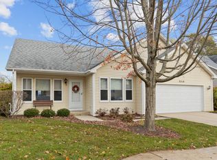 2310 Horned Owl Ct, Elgin, IL 60123