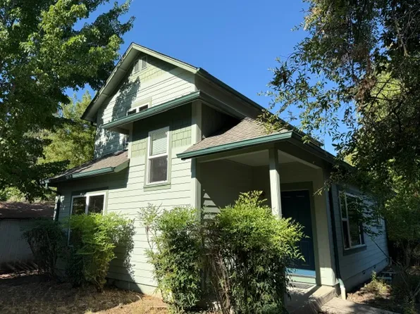 (undisclosed Address), Ashland, OR 97520