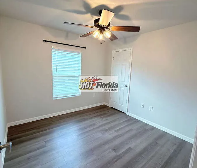 1388 Stone Ridge Cir — Photo 3