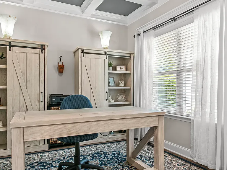 1540 Carriage Ridge Dr — Photo 10