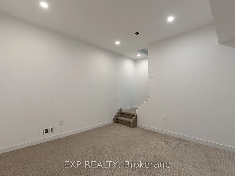 614 Chiddington Ave — Photo 10