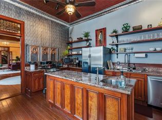 8504 Oak St, New Orleans, LA 70118