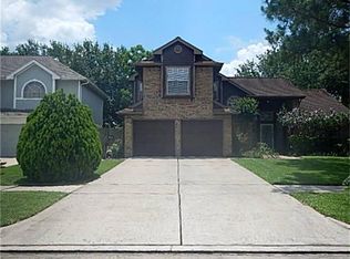 2907 Potomac Dr, League City, TX 77573