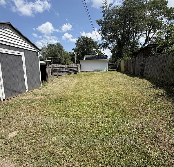 1100 S Savage St — Photo 20