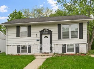 22015 E Churchill Dr, Richton Park, IL 60471