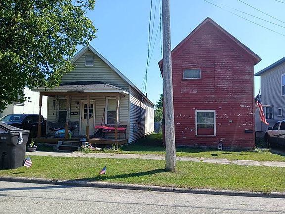 2nd image of 513 Arbutus Ave