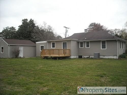 5th image of 700 Mosby Dr