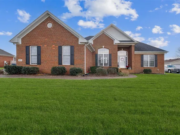 623 Wintergreen Ct, Bowling Green, KY 42104