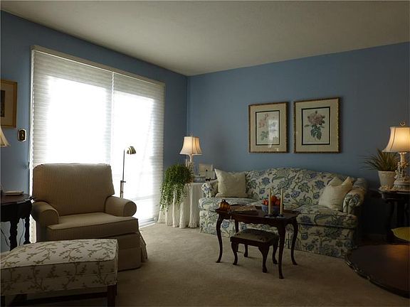 4th image of 167 Glenwood Dr