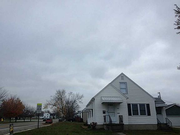 2nd image of 1303 Broadway Ave