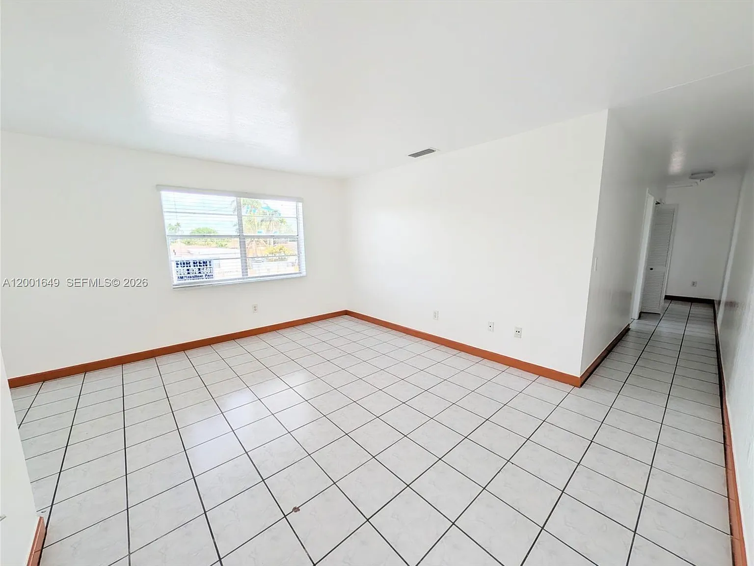 Sky Vista — Photo 2