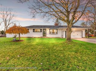 3707 Starlight Ln, Lansing, MI 48911