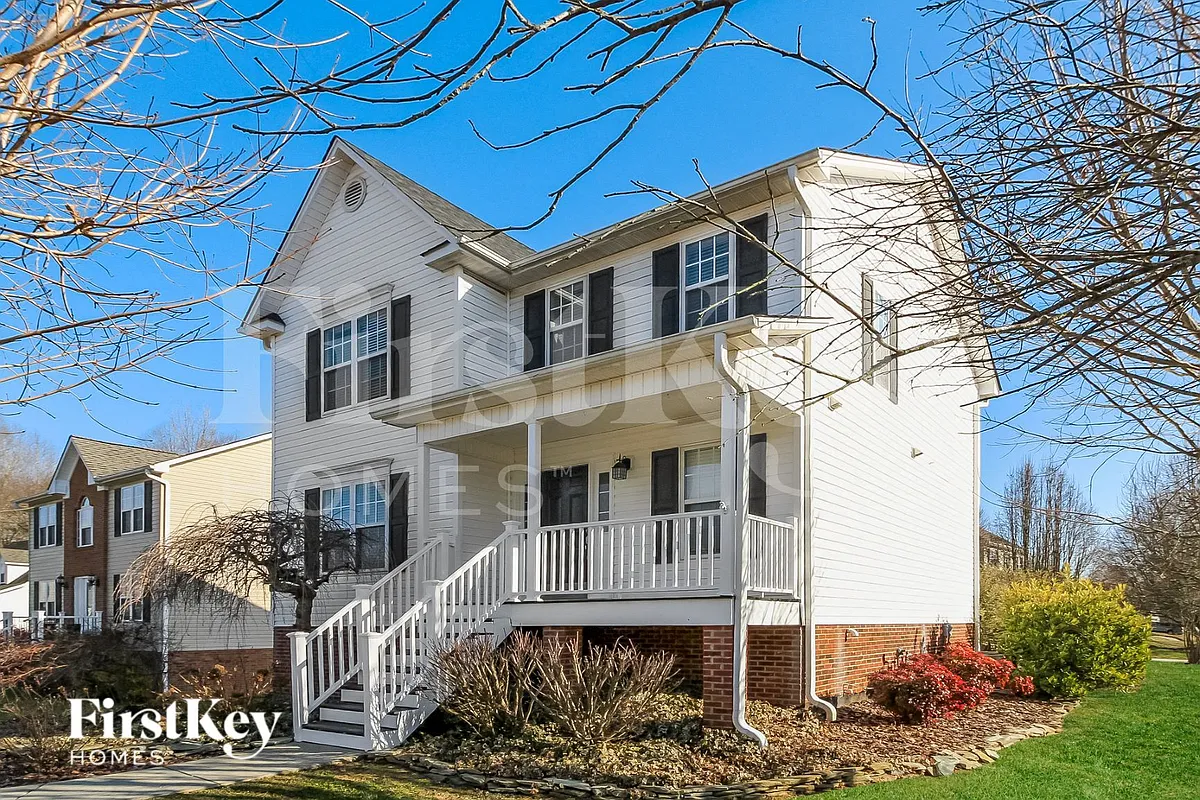 Building Photo - 100 Pebble Run Ct