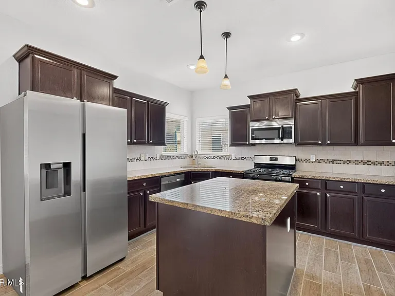 14613 Sunny Land Ave — Photo 21