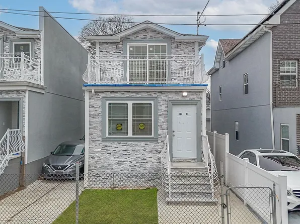 188-23 118th Ave #1, Saint Albans, NY 11412