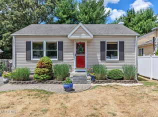 111 Keats Ave, Toms River, NJ 08753
