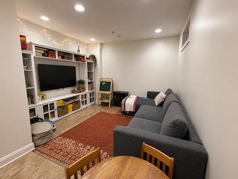 1014 S 22nd St — Photo 30