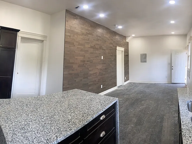 3478 Ludden St #1 — Photo 25