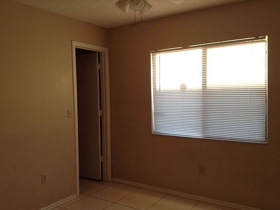 5th image of 7607 Colebrook Dr