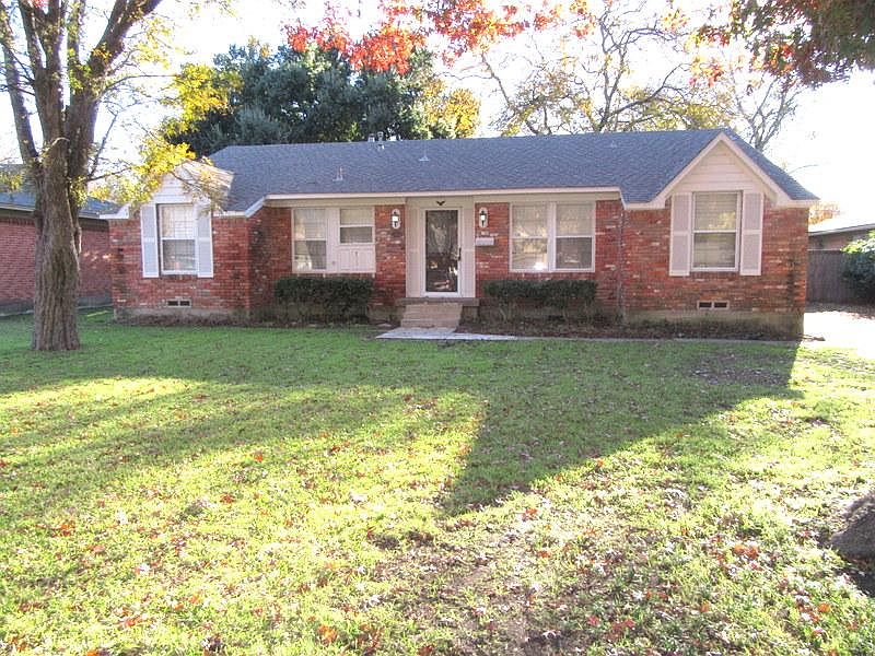 1st image of 739 Newberry Dr