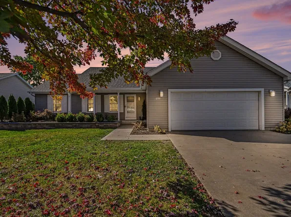 1159 Swan Dr, Bradley, IL 60915