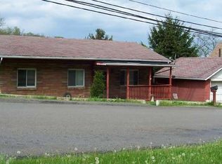 1352 Weaver Spur Rd, Washington, PA 15301