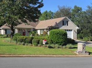 925 Farmington Rd, Pensacola, FL 32504