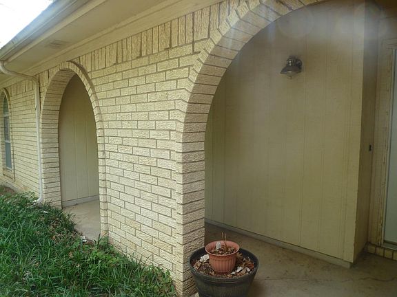 Front porch 2