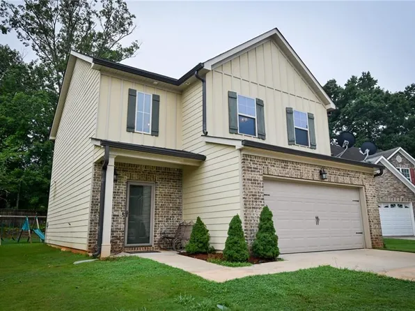 281 Klinetop Dr, McDonough, GA 30253