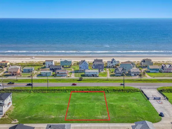 21209 Scissor Tail Ln, Galveston, TX 77554