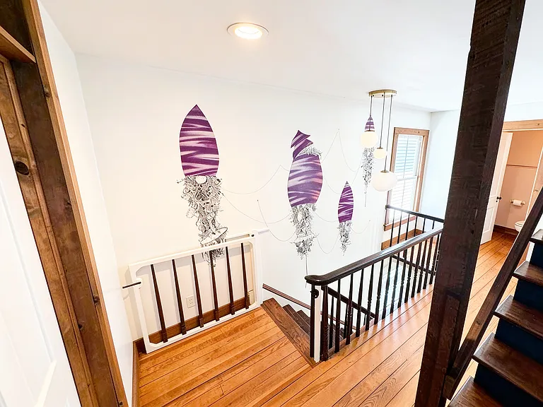 Stairwell Mural

Gates at top and bottom of stairs can be removed prior to move-in (they were great for small children)