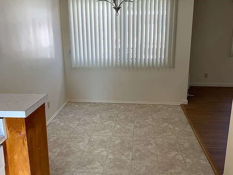 1009 N Hayworth Ave #16 — Photo 6