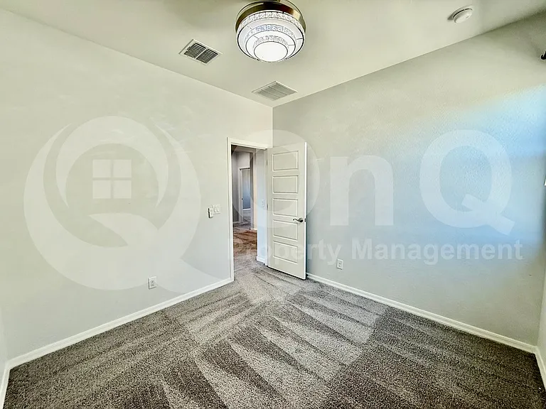 1312 E Gemini Pl — Photo 22