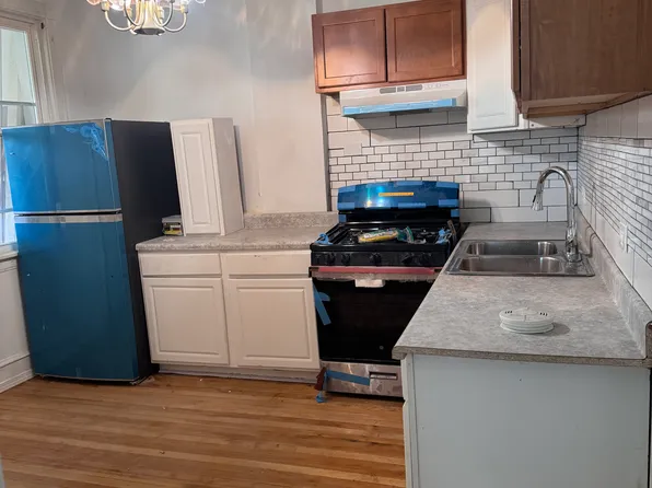 3514 W Lexington St #1, Chicago, IL 60624