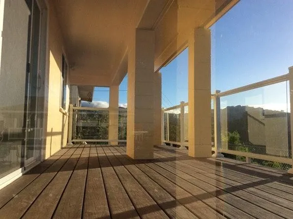 1717 Alencastre St, Honolulu, HI 96816