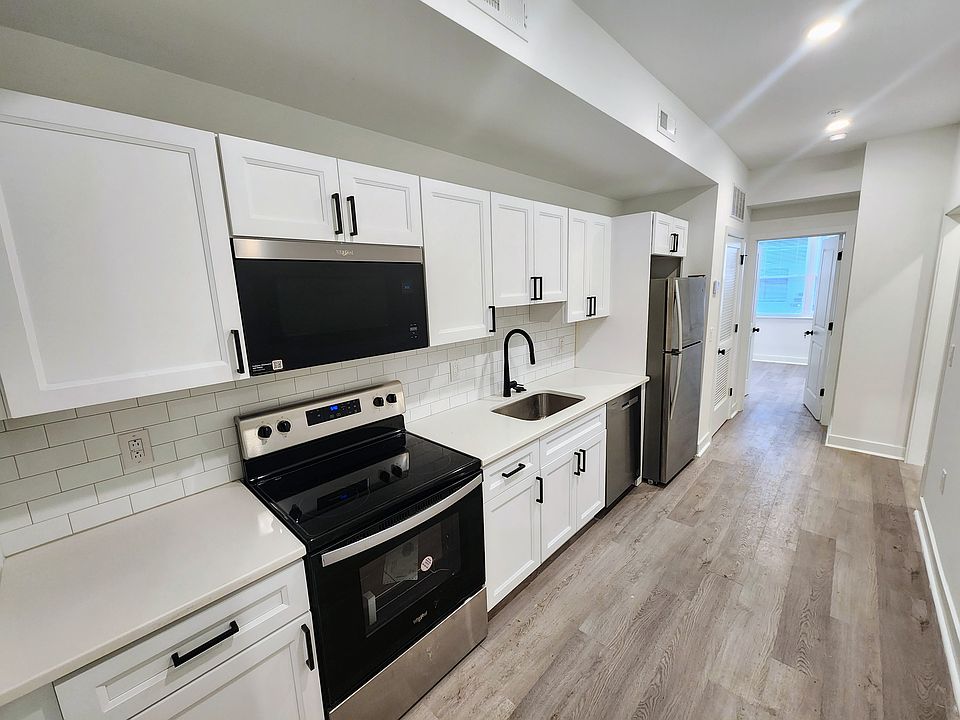 1st image of 1838 N 17th St #1B