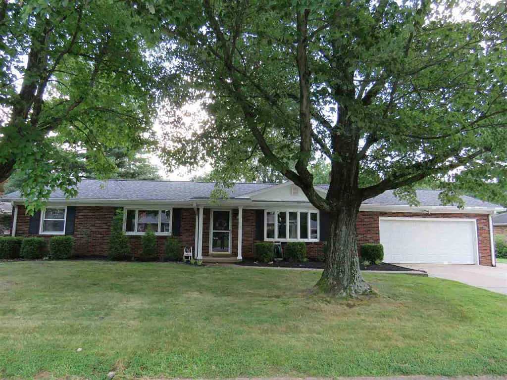 4100 Pine Dr photo 1