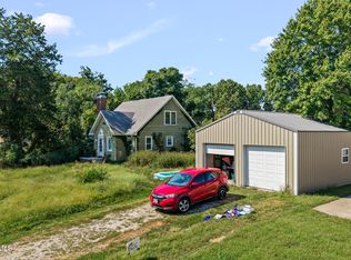 1418 S Summit Dr, Holts Summit, MO 65043