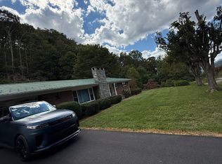 1121 Linville Creek Rd, Vilas, NC 28692