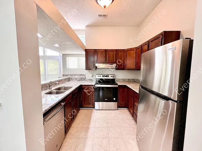 9719 Marshbrooke Rd — Photo 3