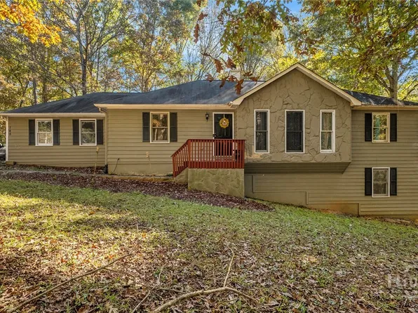 145 S Arcadia Drive, Bogart, GA 30622